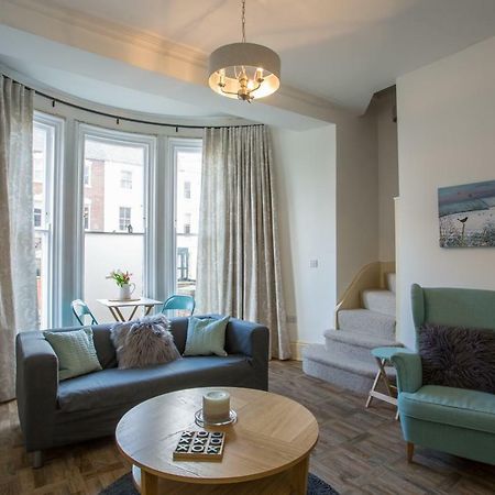 Stylish Apartment Close To Gloucester Quays & Docks エクステリア 写真